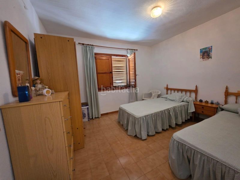 Foto 3c1c7ab6-873f-4e74-a0d1-941b80a2327e. Casa pareada dúplex en calas blancas, , a 750 metros del mar en Torrevieja