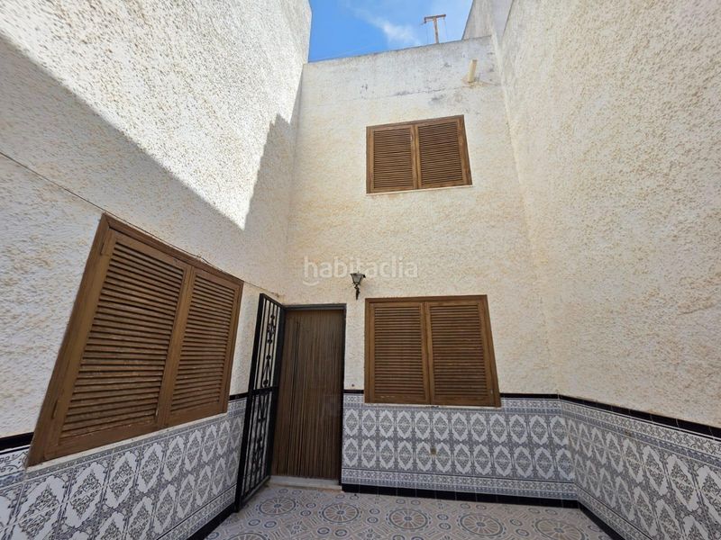 Foto 5aa91b97-c918-4f7f-b873-128a2cfe99af. Casa pareada dúplex en calas blancas, , a 750 metros del mar en Torrevieja