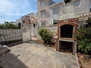 Towny house in Calle Calle Londres