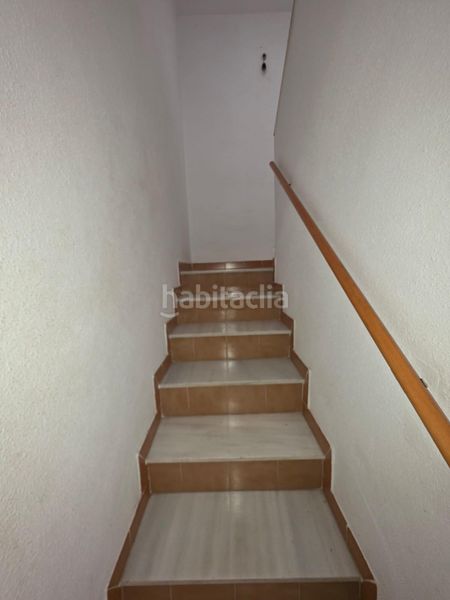 Foto b8b2a101-10c4-4a28-86e4-e2910cc7ad8f. Casa pareada dúplex en calas blancas, , a 750 metros del mar en Torrevieja