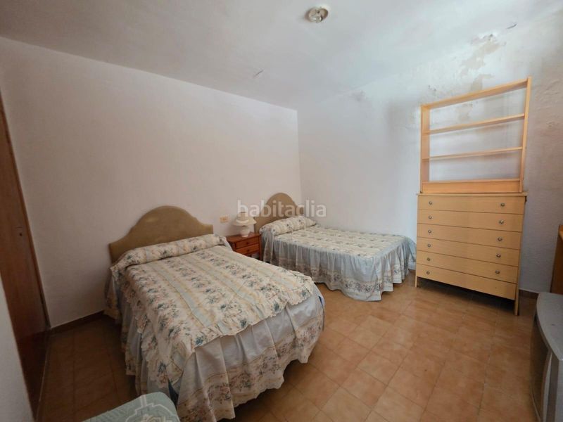 Foto ebb13d2b-f626-4075-bb02-a6ee2f45d280. Casa pareada dúplex en calas blancas, , a 750 metros del mar en Torrevieja