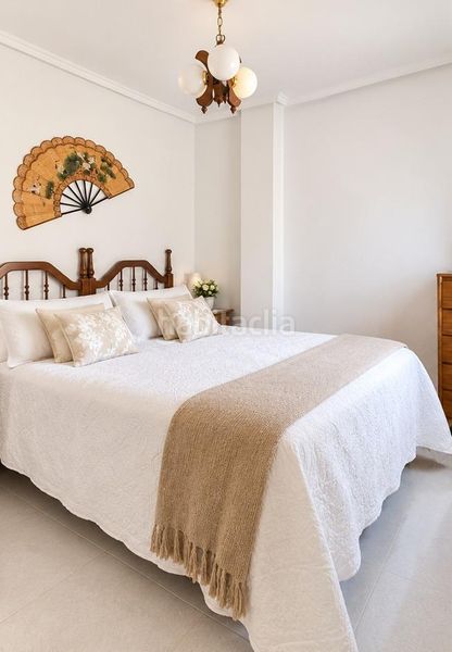 Foto 69ea59a3-dbf8-45a0-b3bb-ca32855aee73. Apartamento  de 1 dormitorio en playa del cura en Torrevieja