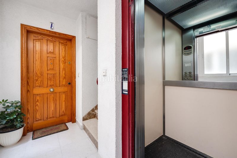 Foto 0bd88f98-05b4-4f97-b6ea-8f52eb20ea4a. Estudio gran estudio en zona avenida habaneras, en Torrevieja
