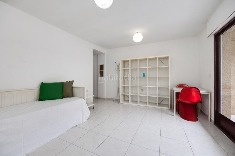 Foto e5771e5d-b7c0-4acd-b564-39a0c7f4605b. Estudio gran estudio en zona avenida habaneras, en Torrevieja