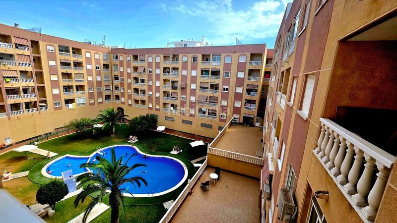 Foto 5c80c716-fb84-4ea5-b922-b3d8b550ed63. Apartamento  de 2 dormitorios a 800m de la playa zona Parque de las Naciones, en Torrevieja