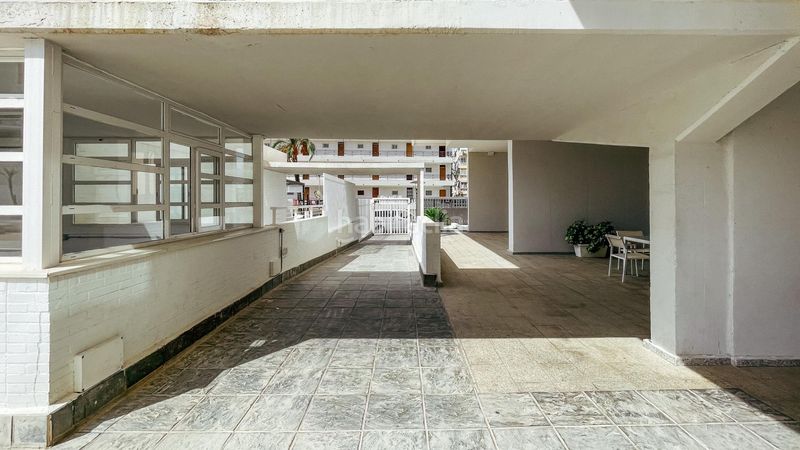 Foto b6b3da8b-856c-40c3-90a1-4d3d78ff9a02. Apartament amb aparcament piscina a Rincón Alto Benidorm
