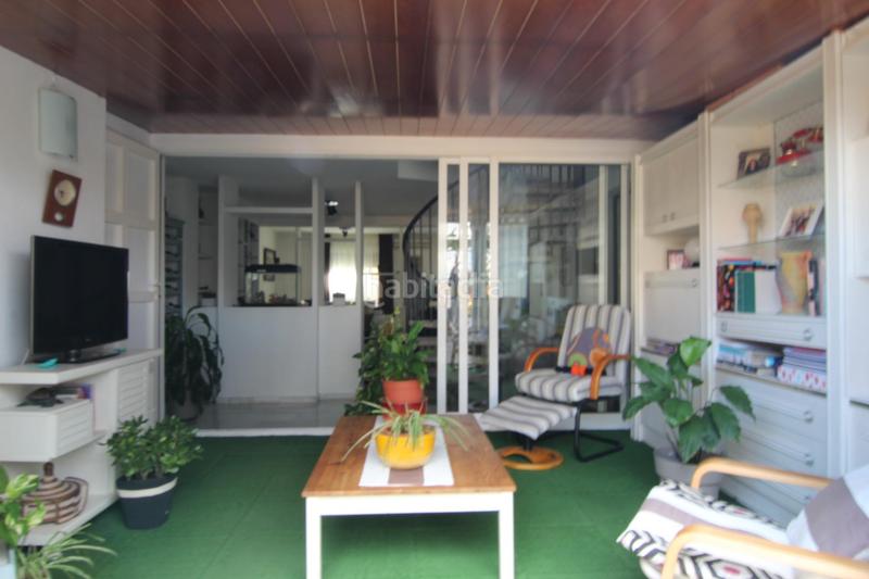 Foto 5a66d41d-c340-4293-b53d-7aad37b64cdc. A tre livelli in Centro Urbano Benidorm