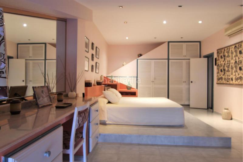 Foto 70d1c2ea-6f9a-49a3-b460-5b27584e5be7. A tre livelli in Centro Urbano Benidorm