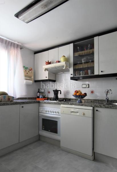 Foto 84fcaf14-1cca-4eed-bd48-a38c3e65f76c. A tre livelli in Centro Urbano Benidorm