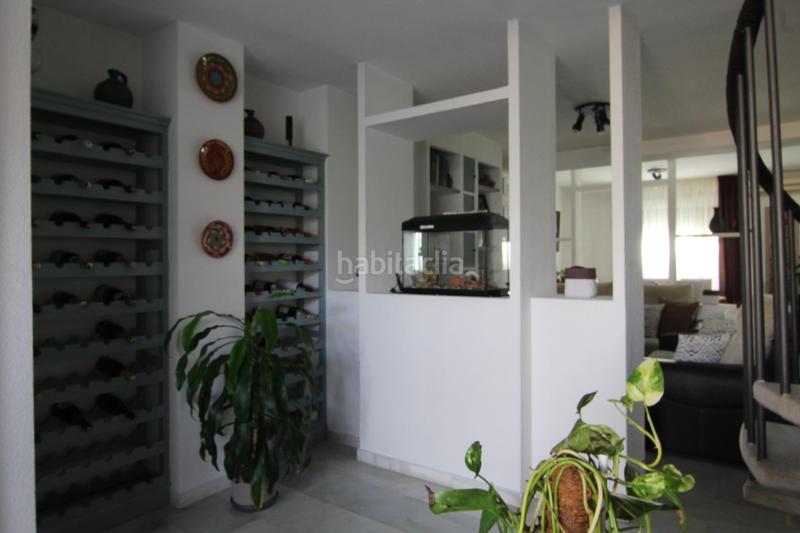 Foto b4a8ca14-d37c-4db4-9958-9721ee9c70c0. A tre livelli in Centro Urbano Benidorm