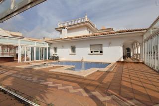Xalet a Varadero. Chalet en venta de 4 dormitorios en la nucia