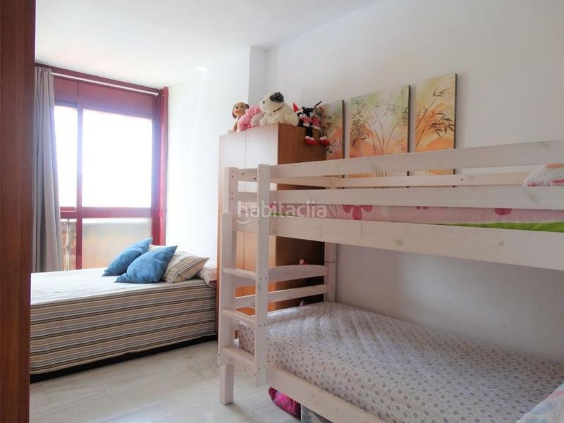 Foto 640b3562-f27d-4336-b62b-a5134aeba7e8. Apartament amb aparcament piscina a Via Parque Benidorm