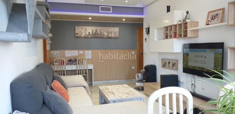 Foto ff0d4e43-2897-41ac-959b-7f94792de463. Apartament amb aparcament piscina a Via Parque Benidorm