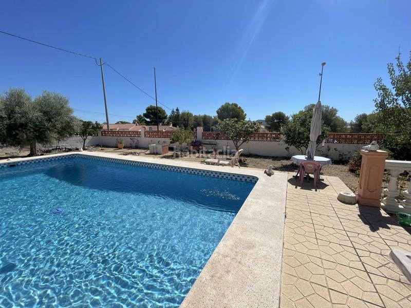 Foto f44b1f53-b84e-424e-8815-e17e44f117af. Chalet mit parking pool in Varadero Nucia (la)