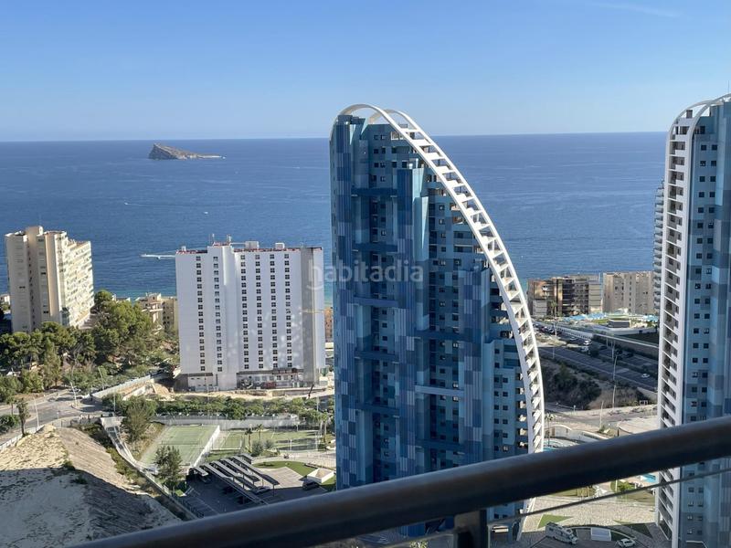 Foto 2b3cd2b2-1750-439a-90cc-fb82f9048464. Pis amb aparcament piscina a Via Parque Benidorm