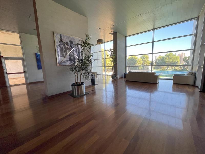 Foto 4d75227e-866b-407b-adf4-8a0a4ac7d250. Pis amb aparcament piscina a Via Parque Benidorm