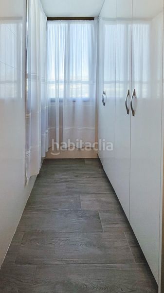 Foto 40c7c1d7-9fd7-4ea5-ac85-67669ebbb622. Pis amb aparcament piscina a Playa Poniente Benidorm