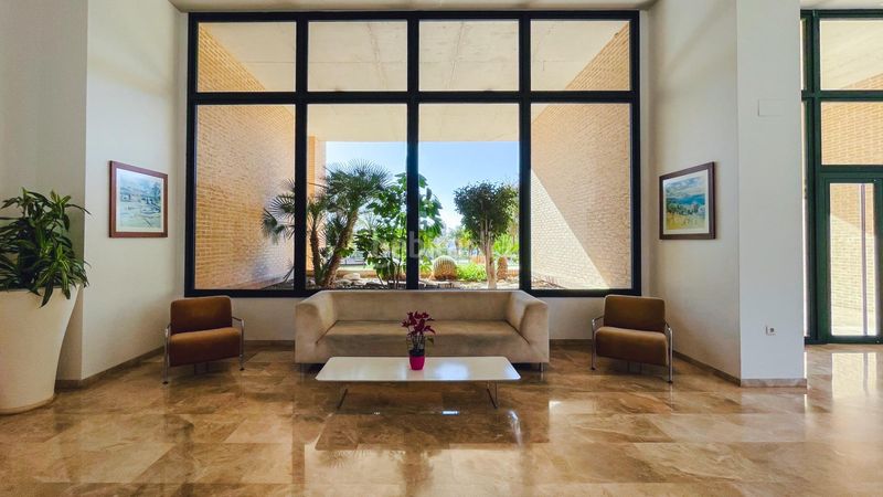 Foto da44cd9d-3a2b-4aeb-b0bc-0789500fc7ae. Pis amb aparcament piscina a Playa Poniente Benidorm