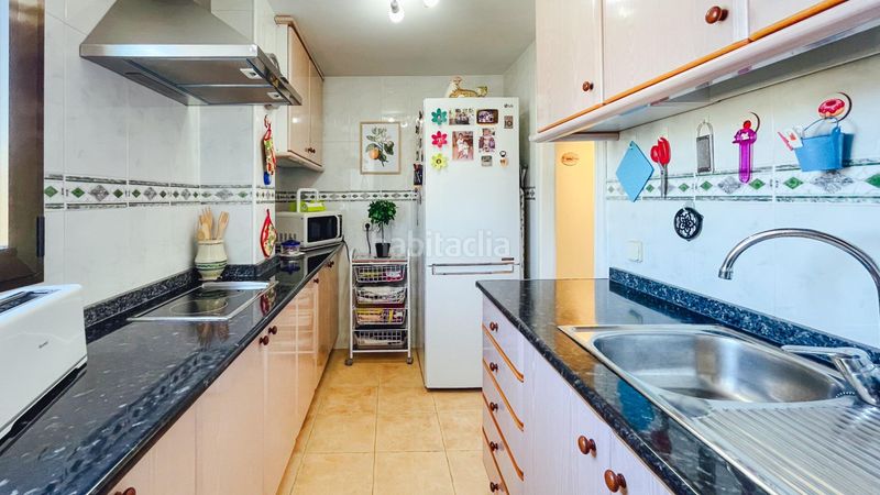 Foto d02adf5e-8e3b-49da-ae6d-fe844dc64fe6. Apartament amb aparcament piscina a Rincón Alto Benidorm