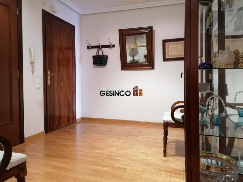 Foto d5e86b8d-9c3b-47b3-862a-23a24ea88e99. Piso  en venta zona emblemática en Centro Ontinyent