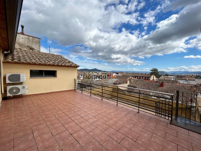 Foto 0f907f11-a085-4bf0-bda8-07b023293471. Maison avec parking dans Llanera de Ranes