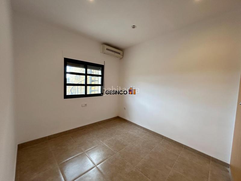 Foto 18231ecc-fd34-4143-a866-e419e2dd8016. Maison avec parking dans Llanera de Ranes