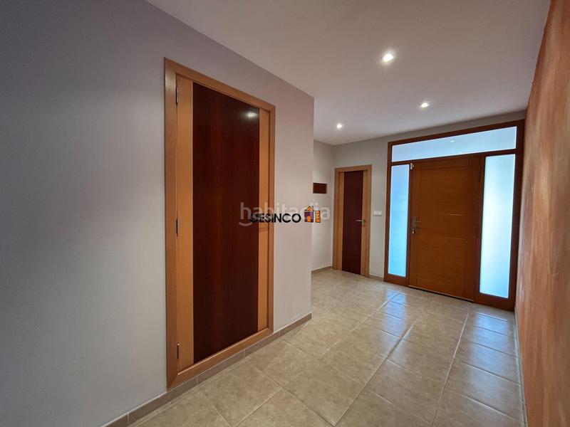 Foto 2c07a8ab-5778-4850-bd4e-dd2763cdb1d6. Maison avec parking dans Llanera de Ranes