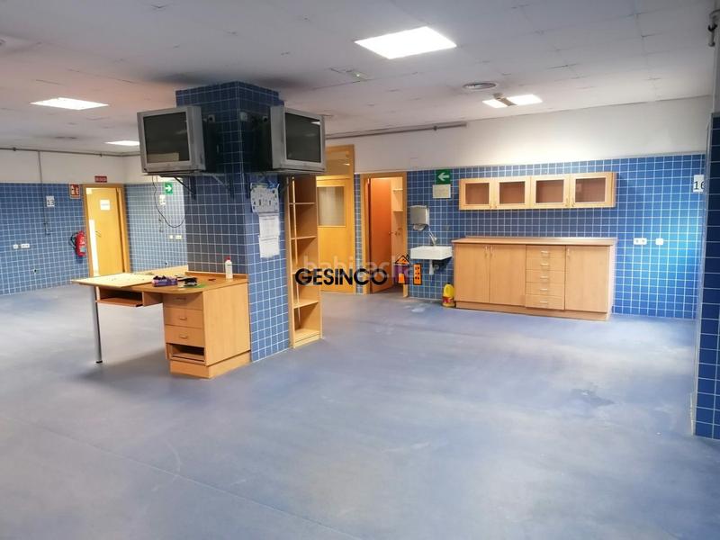 Foto a46fcff3-36af-43e1-8265-5688499d47df. Lloguer local comercial a Sant Josep-Zona Hospital Ontinyent