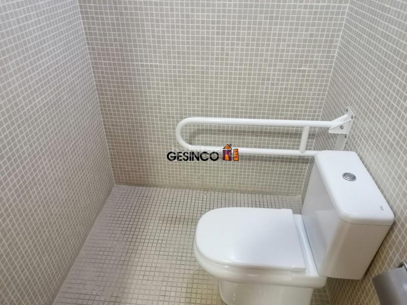 Foto 0c2d8771-6403-402a-840e-77c3af366bd6. Location local commercial dans Sant Josep-Zona Hospital Ontinyent