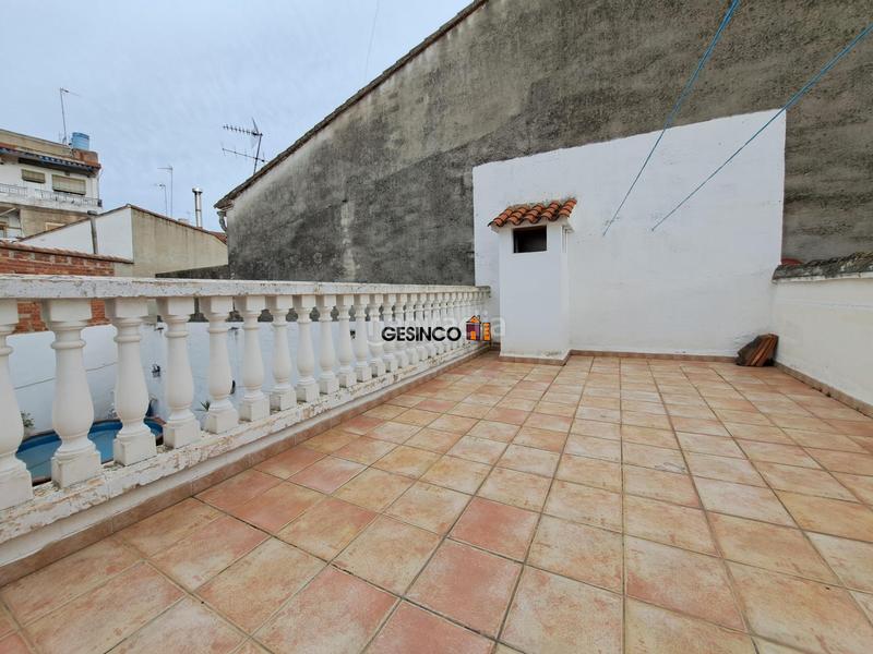 Foto 2268cb2a-8b15-4b43-a58d-14aadefe3e65. Haus mit heizung parking in Manuel