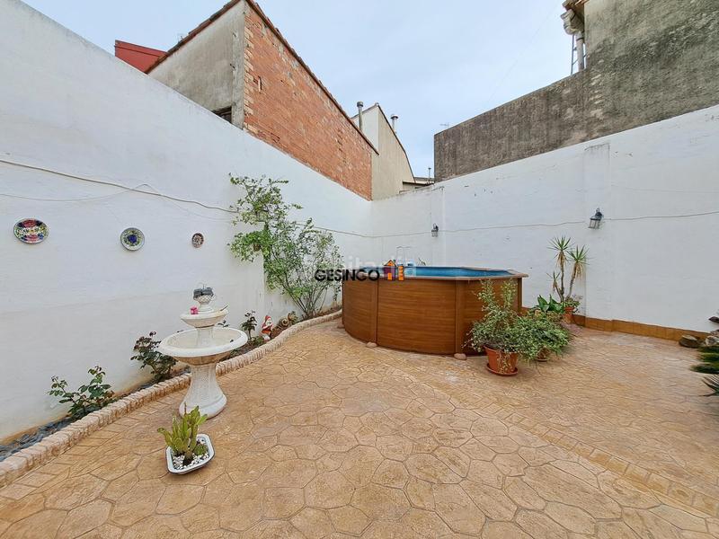 Foto ad6e95aa-1d2e-40e4-9943-71170d8e8229. Haus mit heizung parking in Manuel