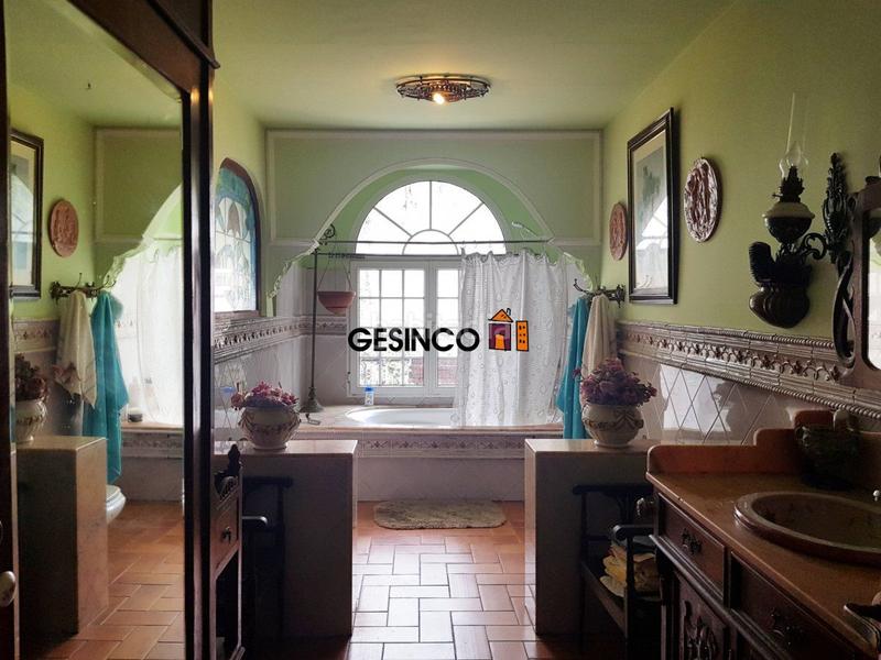 Foto 832828dd-3fa2-4fc8-be2f-aa80b21bea8b. Semi detached house with pool in Centro Ontinyent