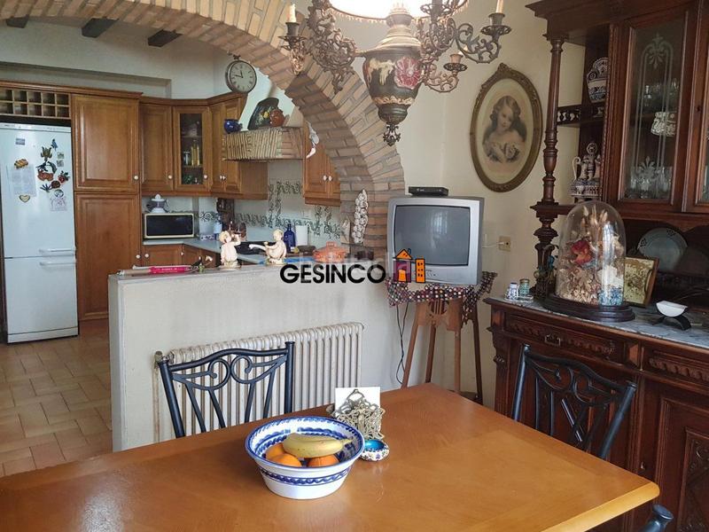 Foto 9216088b-4532-4257-8a80-20dc0b92f3c9. Semi detached house with pool in Centro Ontinyent