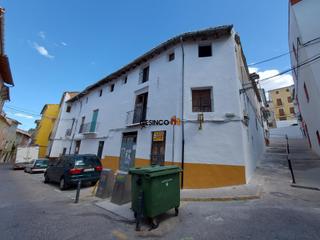 Maison à Xàtiva. Casa chaflán totalmente para reformar