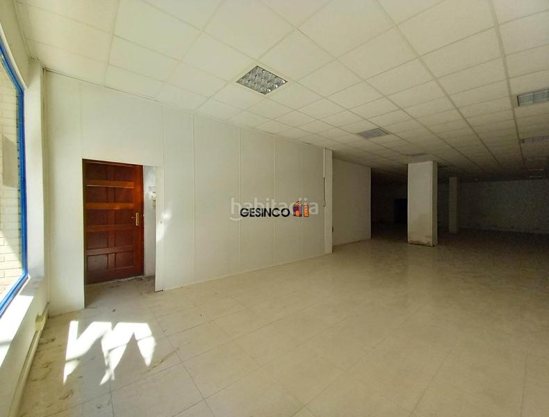 Foto ae4f0132-df42-405b-bfdb-bb3f8094f358. Alquiler local comercial  en venta o alquiler en la arteria comercial en Ontinyent