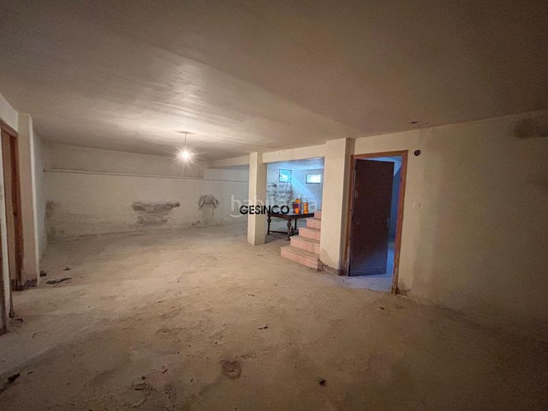 Foto 66894474-b03a-4a53-8700-c4d9ea4d84fa. Casa amb aparcament a Rotglá y Corberá