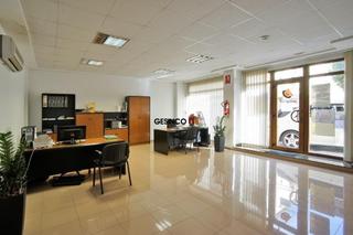 Alquiler Local Comercial en Calle manuel simó marín 4. Local totalmente acondicionado en alquiler en ontinyent