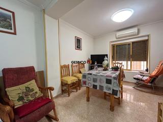 Casa a Novetlè. Casa de pueblo con terraza