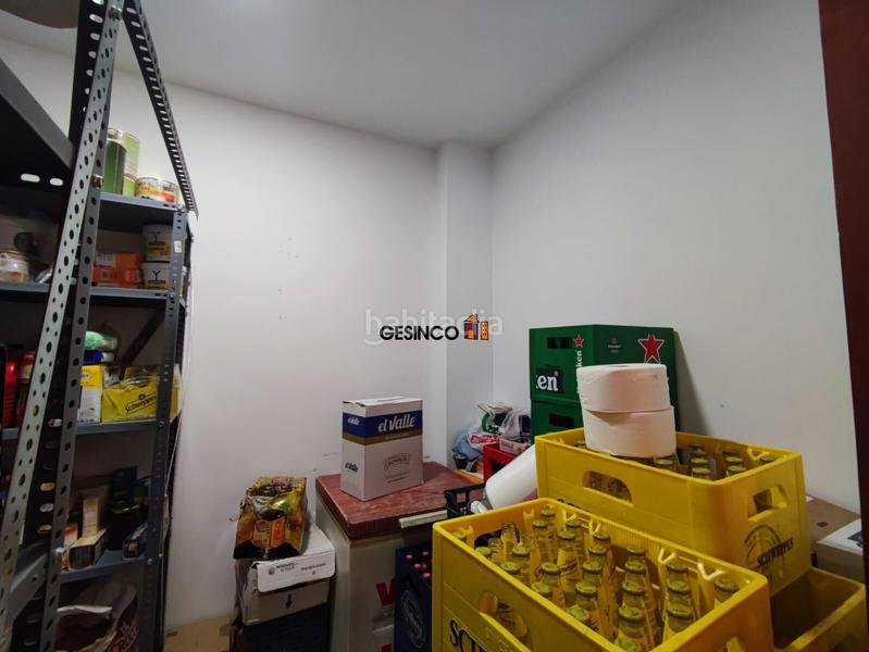 Foto 7a0fd702-11ef-4a71-803e-de17e52d3ea0. Local commercial dans Piles