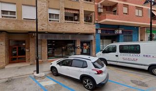 Lloguer Local Comercial a Sant Josep-Zona Hospital. Amplio local comercial en venta o alquiler en ontinyent