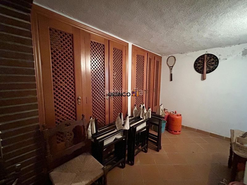 Foto b9f4f64d-165c-4200-83ce-c1012ea8b357. Casa a Llosa de Ranes