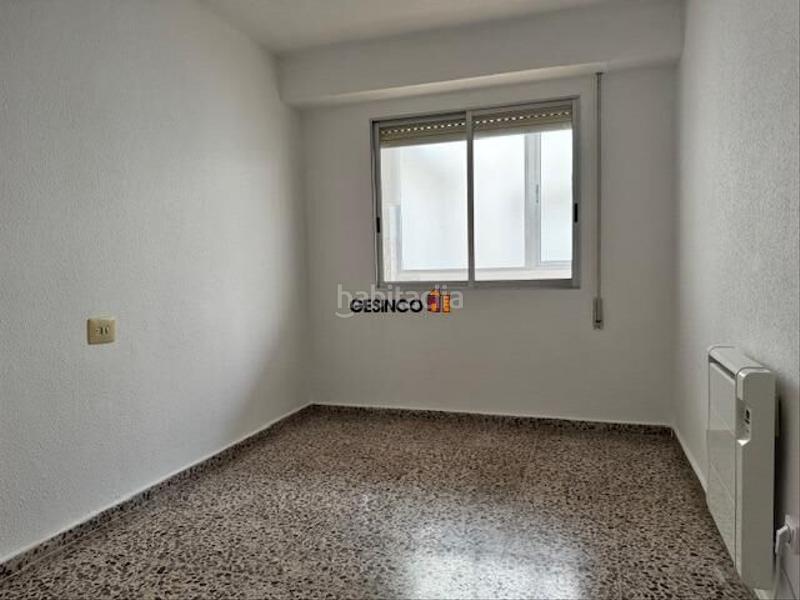 Foto 833ef9ed-f0a8-4b78-b99b-7ebd186fe3a7. Pis amb calefacció a Miramar