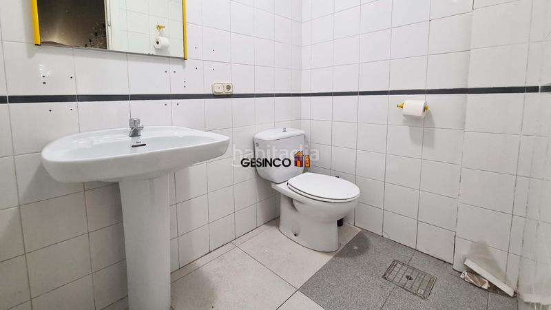 Foto 21093aab-7cb4-4e37-a630-ae53b3b1bae9. Rent business premise in avenida daniel gil 15 in Ontinyent