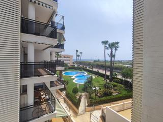 Lloguer Apartament a Beniteixir 4. Apartamento con terraza, piscina y vistas al mar en piles
