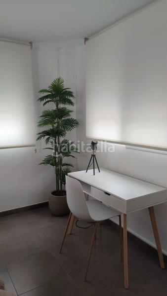 Foto e8af7b7b-68c4-4b0e-b413-a1cb7ef052e3. Alquiler planta baja descubre tu oasis ! alquiler temporal en Oliva