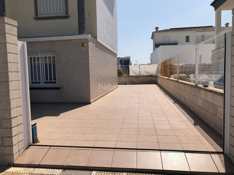 Foto 7a83ebac-570d-44ba-a5b1-719a28f4f591. Lloguer planta baixa amb aparcament piscina a Oliva playa Oliva