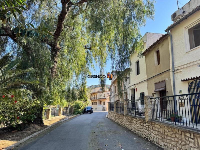 Foto 8649e2b4-a71d-4874-ae3d-3f09684c6266. Casa in Alfauir