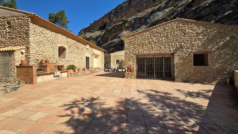 Foto bc27f540-5c63-43f8-b1b7-fb0ccbd5c435. Xalet amb calefacció piscina a El Llombo Ontinyent