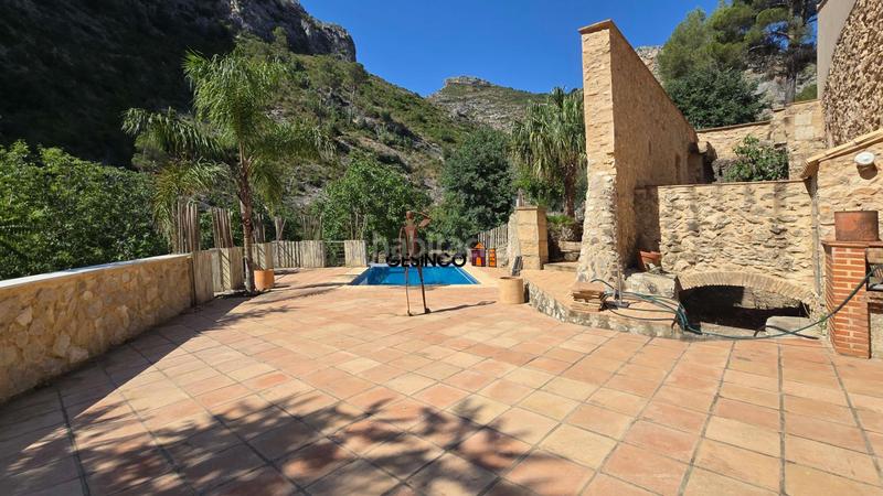 Foto cb334eeb-47c1-44c9-bc15-837f3c1e3781. Xalet amb calefacció piscina a El Llombo Ontinyent