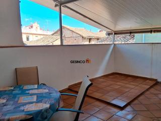 Casa a Xàtiva. Casa unifamiliar con terraza espaciosa en el casco antiguo